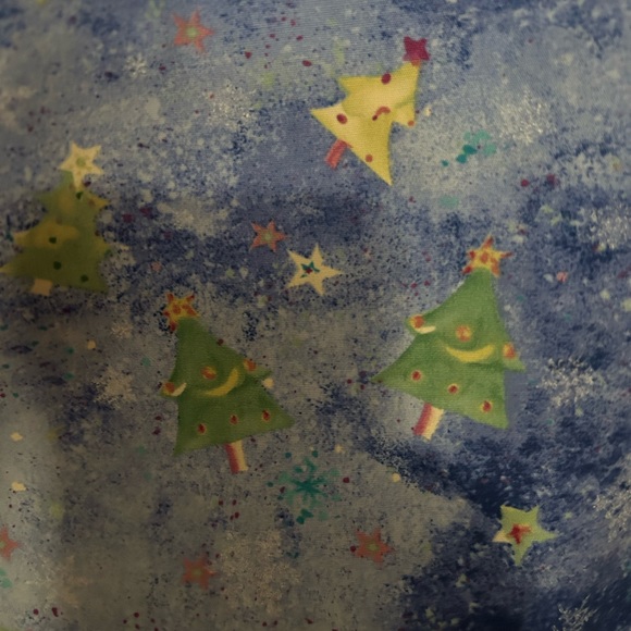 Two gently used women’s size large winter themed scrub tops - Picture 7 of 7